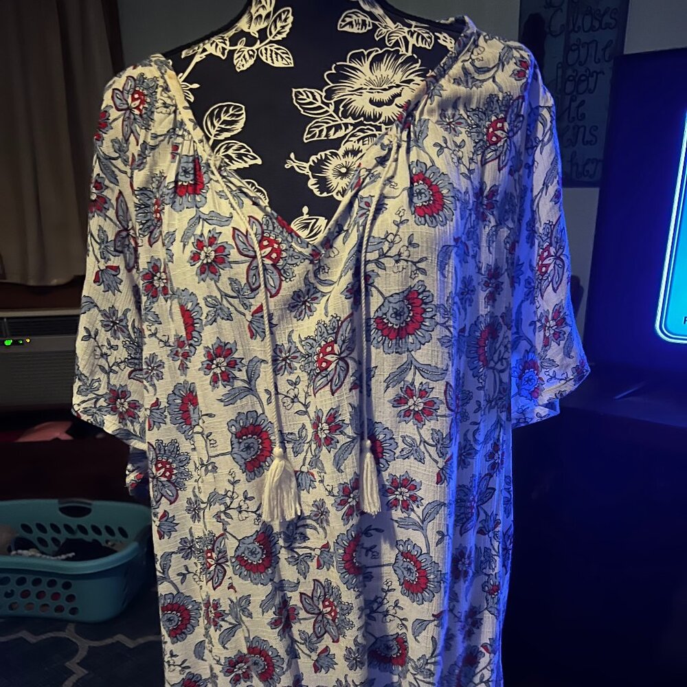 Lightweight Floral Blouse